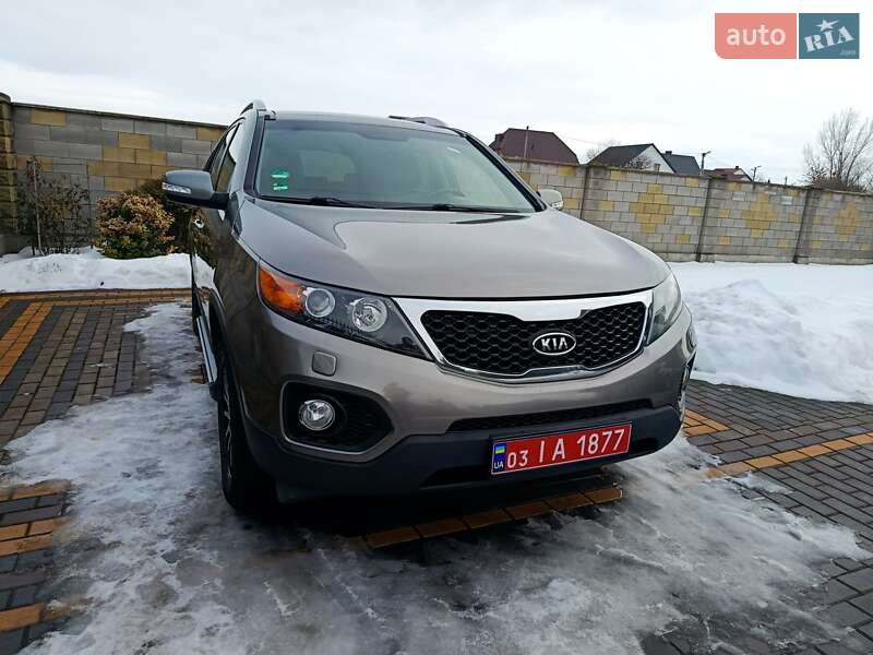 Внедорожник / Кроссовер Kia Sorento 2011 в Луцке