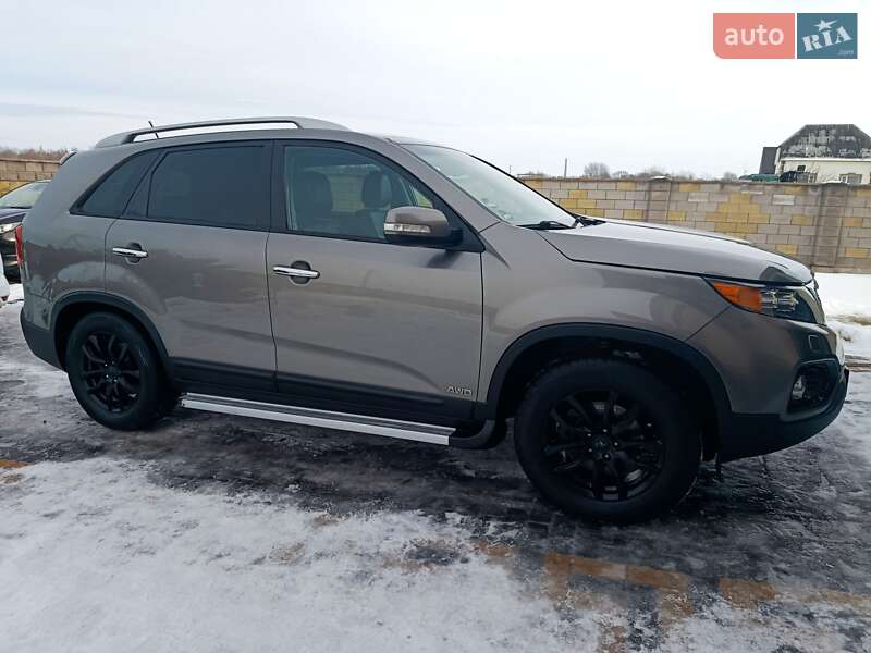 Внедорожник / Кроссовер Kia Sorento 2011 в Луцке