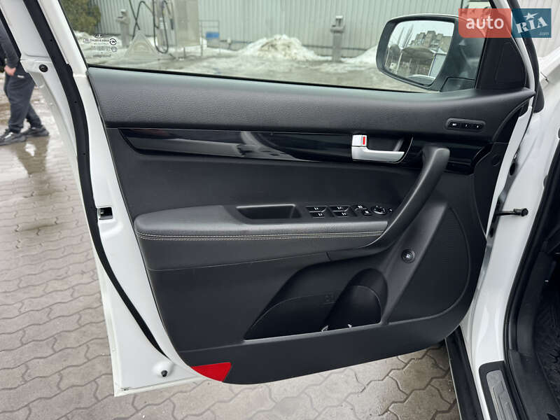 Внедорожник / Кроссовер Kia Sorento 2014 в Луцке