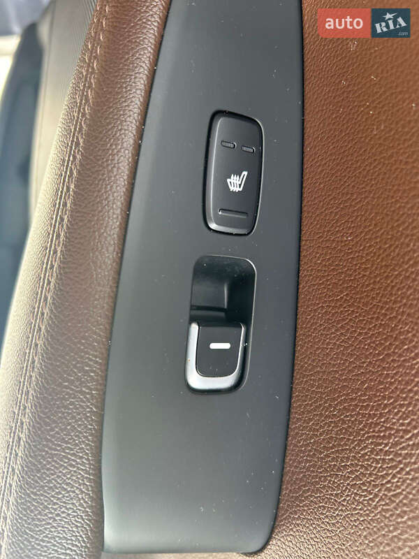 Внедорожник / Кроссовер Kia Sorento 2016 в Киеве