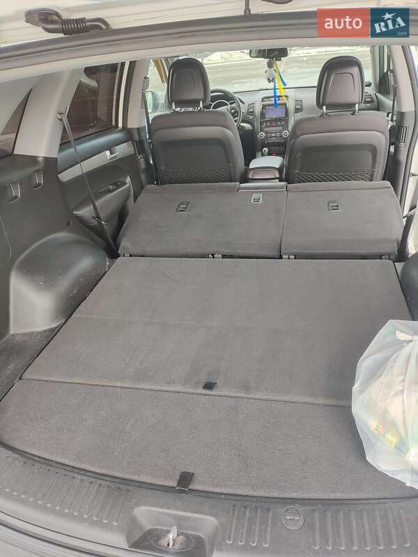 Внедорожник / Кроссовер Kia Sorento 2010 в Львове фото 6 Внедорожник / Кроссовер Kia Sorento 2010 в Львове