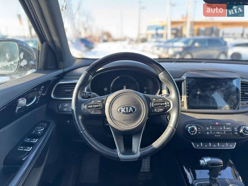 Внедорожник / Кроссовер Kia Sorento 2017 в Львове