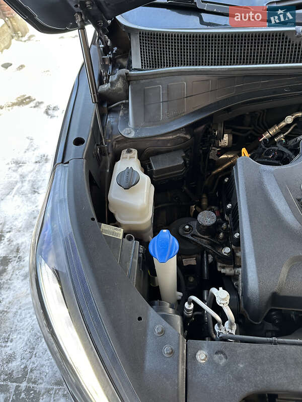 Внедорожник / Кроссовер Kia Sorento 2015 в Ивано-Франковске