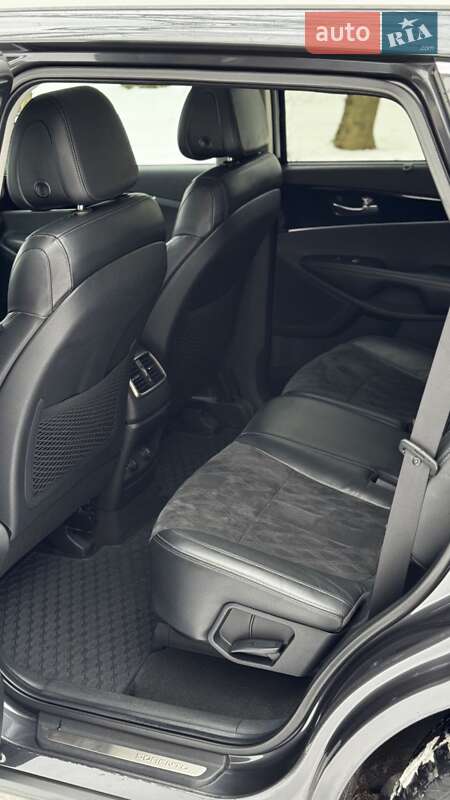 Внедорожник / Кроссовер Kia Sorento 2015 в Калуше