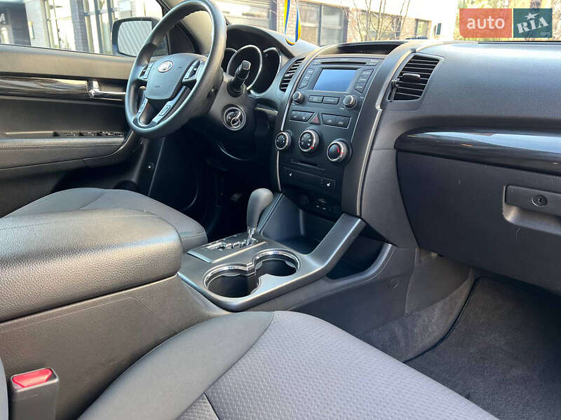 Внедорожник / Кроссовер Kia Sorento 2012 в Киеве