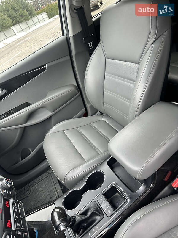 Внедорожник / Кроссовер Kia Sorento 2015 в Луцке