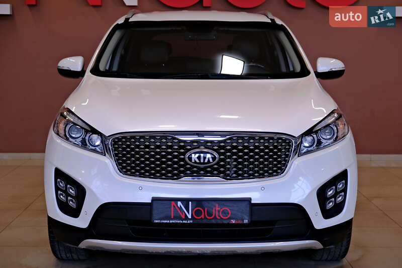 Внедорожник / Кроссовер Kia Sorento 2016 в Одессе