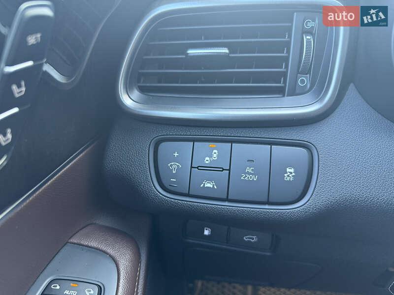 Внедорожник / Кроссовер Kia Sorento 2016 в Одессе