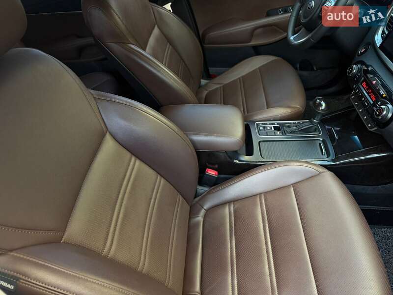 Внедорожник / Кроссовер Kia Sorento 2016 в Одессе