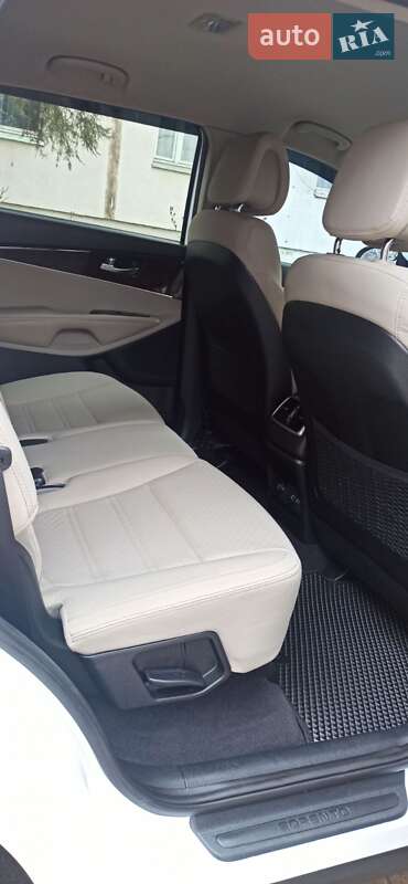 Внедорожник / Кроссовер Kia Sorento 2015 в Черновцах фото 36 Внедорожник / Кроссовер Kia Sorento 2015 в Черновцах