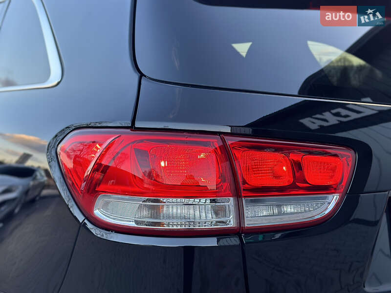 Внедорожник / Кроссовер Kia Sorento 2017 в Владимире