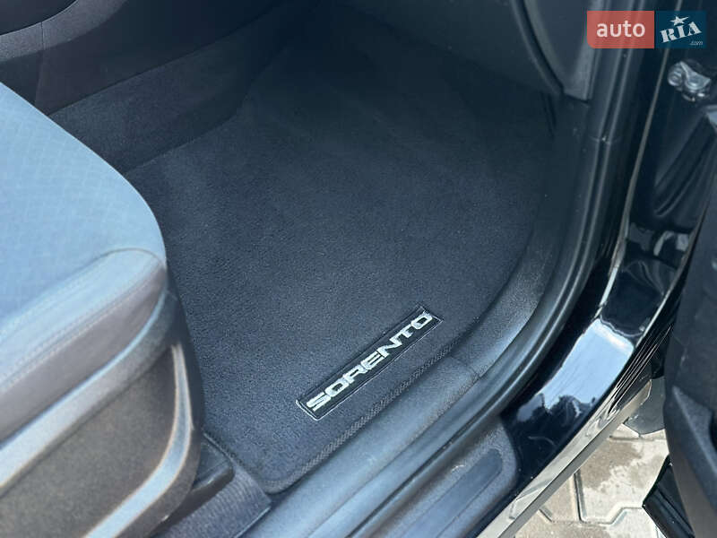 Внедорожник / Кроссовер Kia Sorento 2017 в Владимире