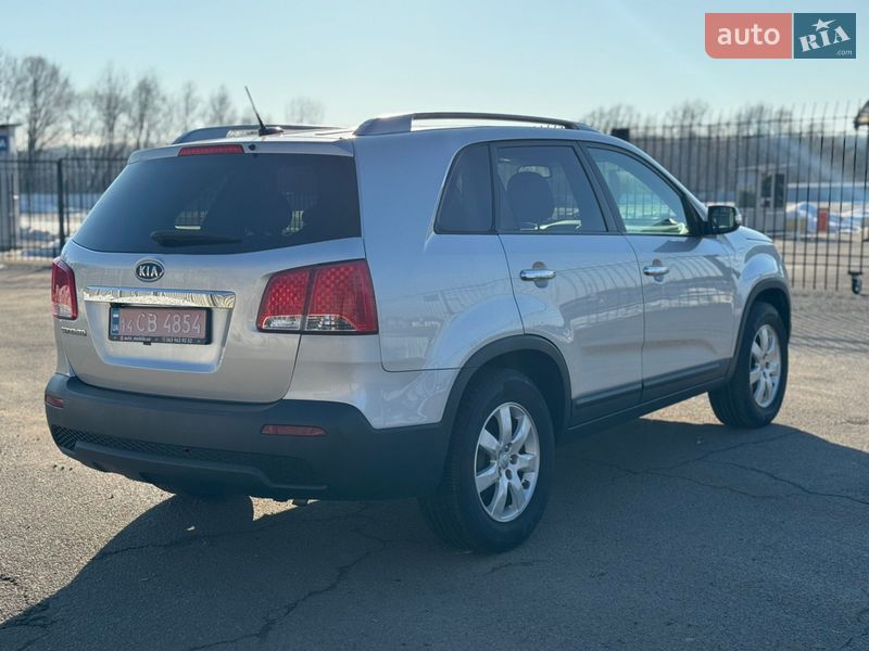 Внедорожник / Кроссовер Kia Sorento 2012 в Киеве
