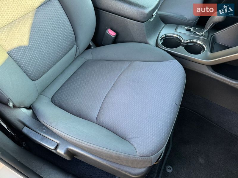 Внедорожник / Кроссовер Kia Sorento 2012 в Киеве