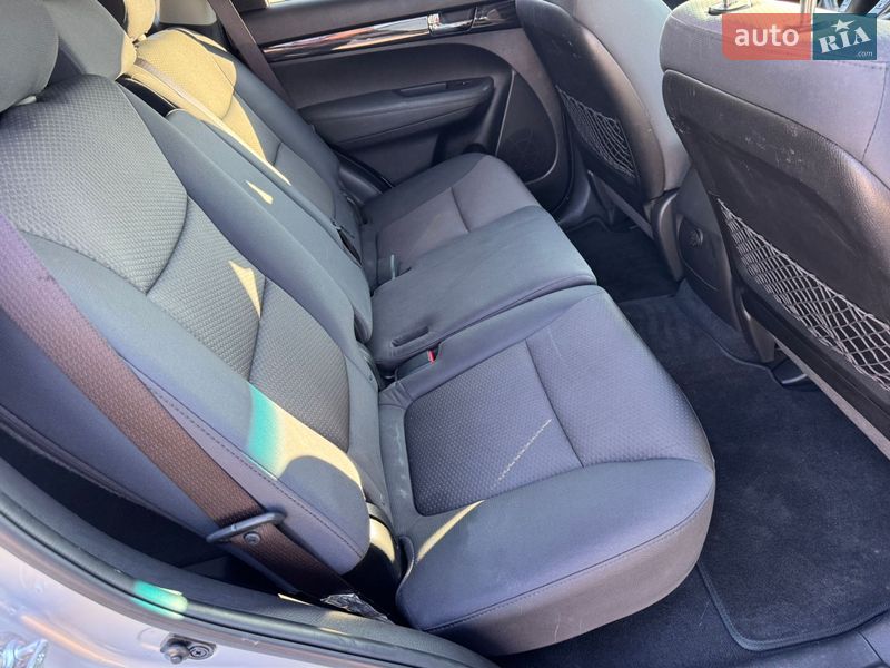 Внедорожник / Кроссовер Kia Sorento 2012 в Киеве