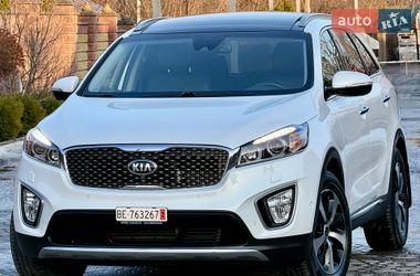 Позашляховик / Кросовер Kia Sorento 2016 в Рівному