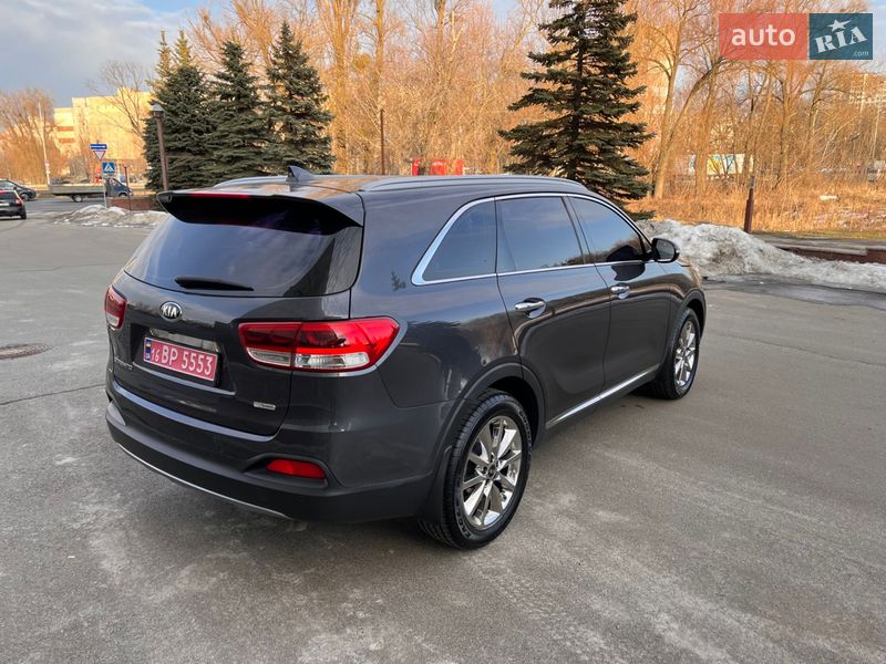 Внедорожник / Кроссовер Kia Sorento 2017 в Киеве