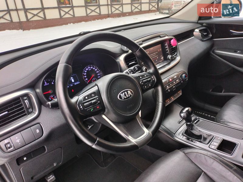 Внедорожник / Кроссовер Kia Sorento 2016 в Ровно