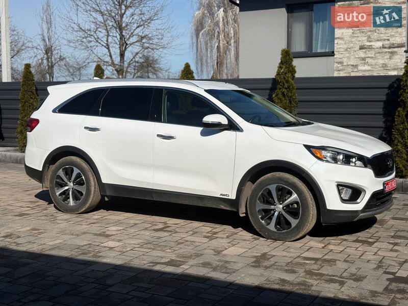 Позашляховик / Кросовер Kia Sorento 2015 в Володимирі