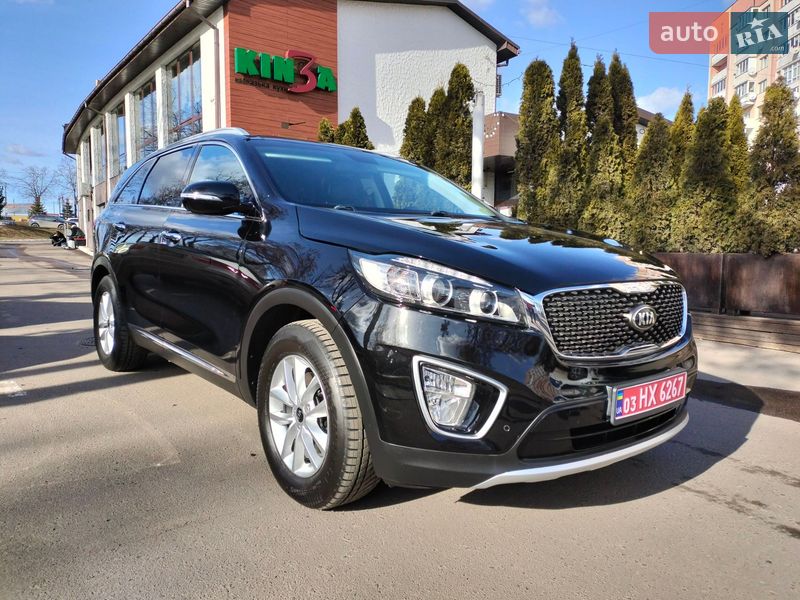 Внедорожник / Кроссовер Kia Sorento 2016 в Ровно