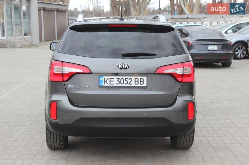 Внедорожник / Кроссовер Kia Sorento 2013 в Днепре