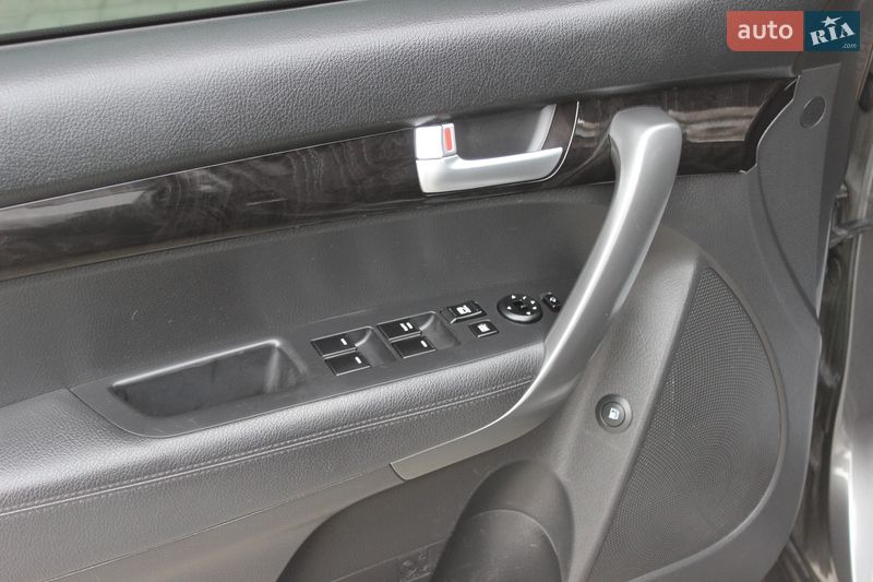 Внедорожник / Кроссовер Kia Sorento 2013 в Днепре
