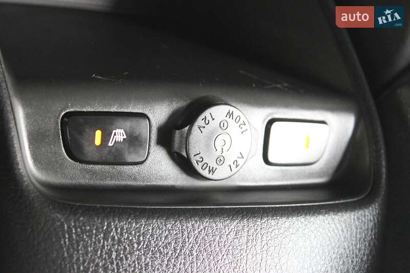 Внедорожник / Кроссовер Kia Sorento 2013 в Днепре