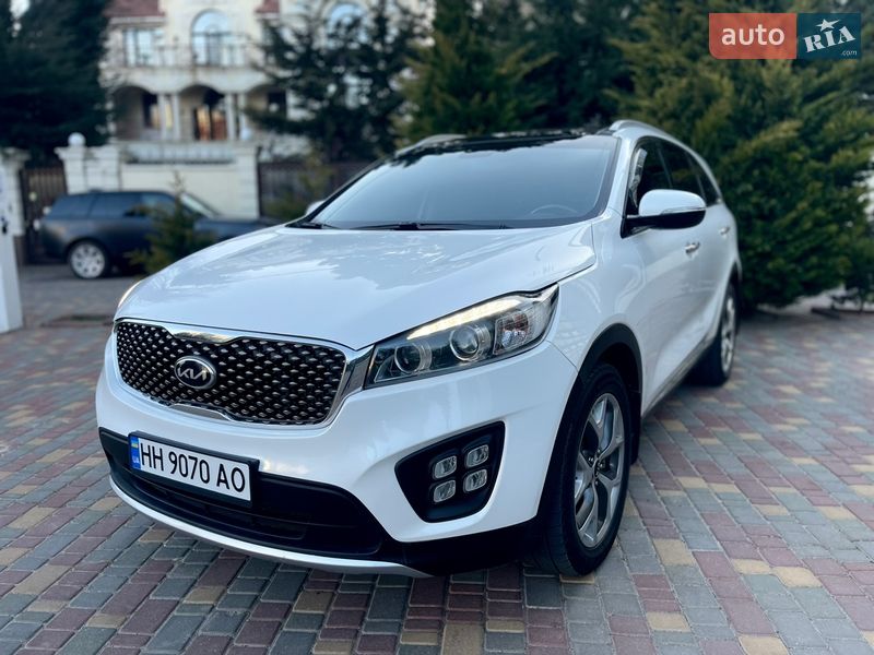 Внедорожник / Кроссовер Kia Sorento 2016 в Одессе