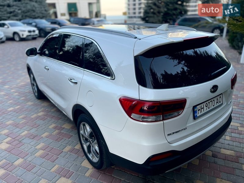 Внедорожник / Кроссовер Kia Sorento 2016 в Одессе