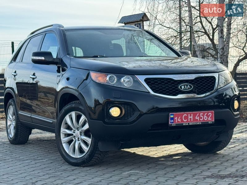 Внедорожник / Кроссовер Kia Sorento 2010 в Стрые
