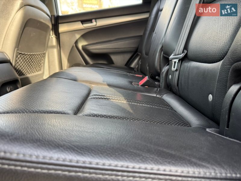 Внедорожник / Кроссовер Kia Sorento 2010 в Стрые