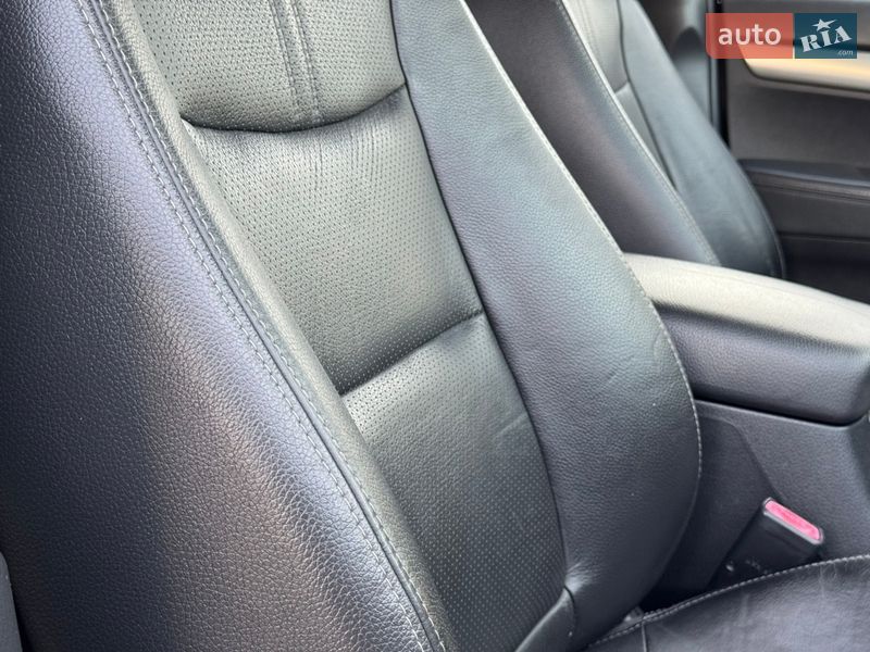 Внедорожник / Кроссовер Kia Sorento 2010 в Стрые