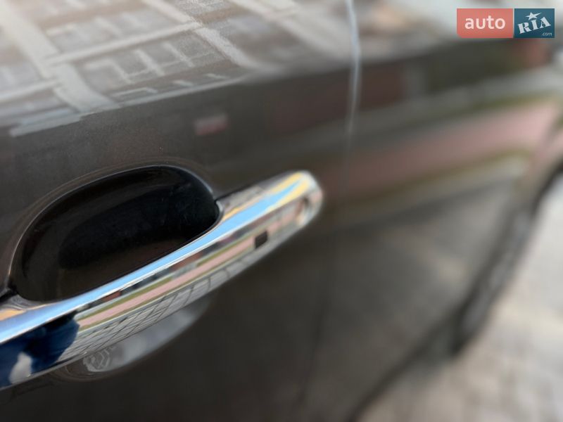 Внедорожник / Кроссовер Kia Sorento 2013 в Ивано-Франковске