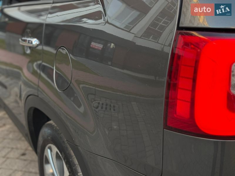 Внедорожник / Кроссовер Kia Sorento 2013 в Ивано-Франковске