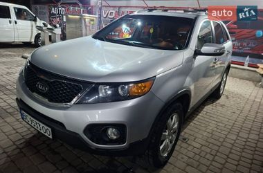 Позашляховик / Кросовер Kia Sorento 2011 в Івано-Франківську