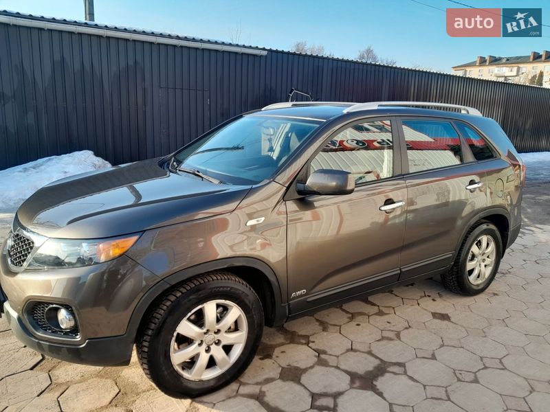 Внедорожник / Кроссовер Kia Sorento 2011 в Кролевце