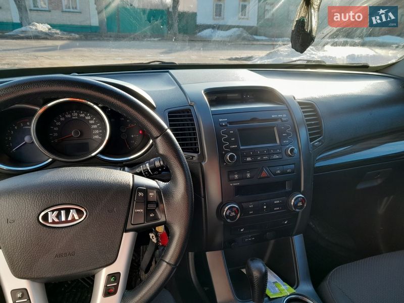 Внедорожник / Кроссовер Kia Sorento 2011 в Кролевце