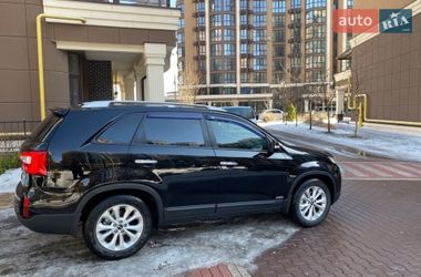 Позашляховик / Кросовер Kia Sorento 2012 в Києві