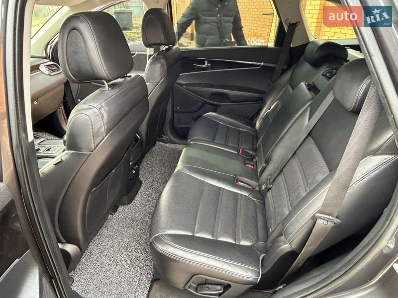 Внедорожник / Кроссовер Kia Sorento 2015 в Одессе