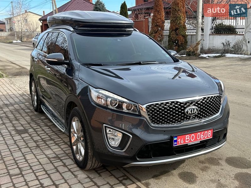 Внедорожник / Кроссовер Kia Sorento 2015 в Одессе
