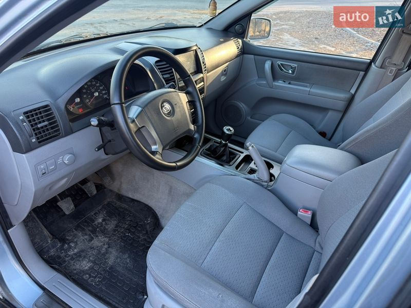 Внедорожник / Кроссовер Kia Sorento 2005 в Полтаве