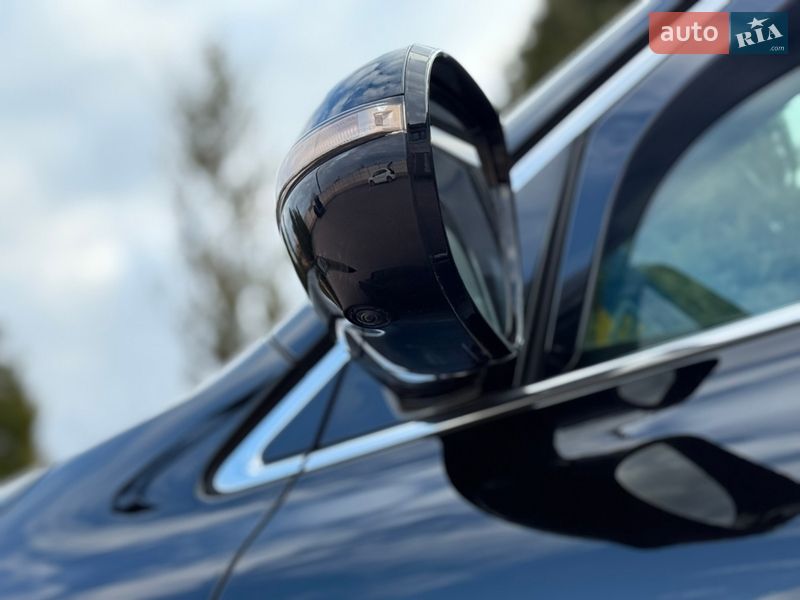 Внедорожник / Кроссовер Kia Sorento 2016 в Стрые