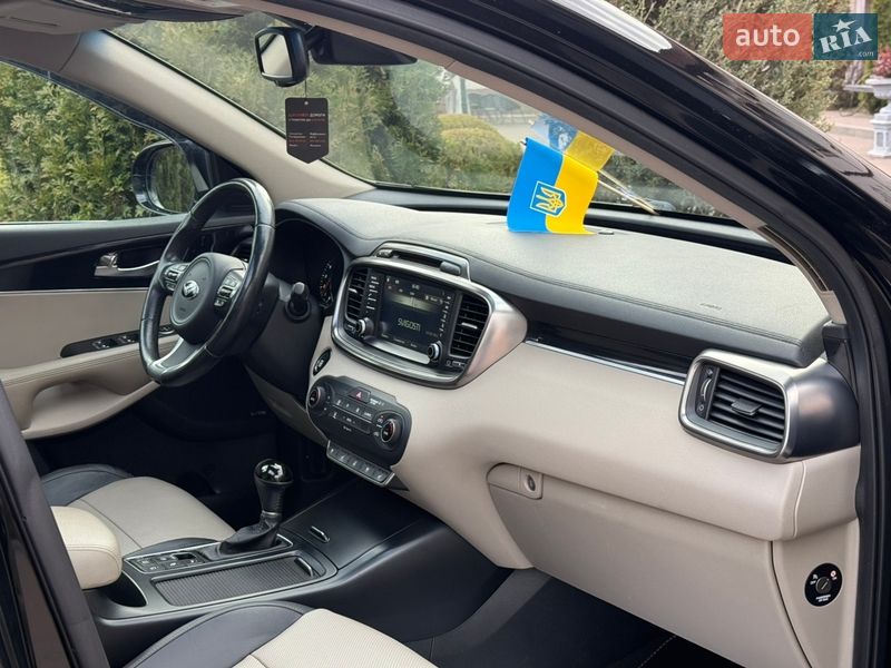 Внедорожник / Кроссовер Kia Sorento 2016 в Стрые