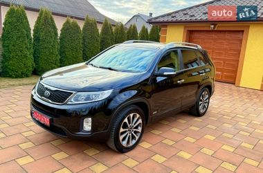 Позашляховик / Кросовер Kia Sorento 2013 в Чернівцях