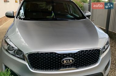 Позашляховик / Кросовер Kia Sorento 2016 в Надвірній