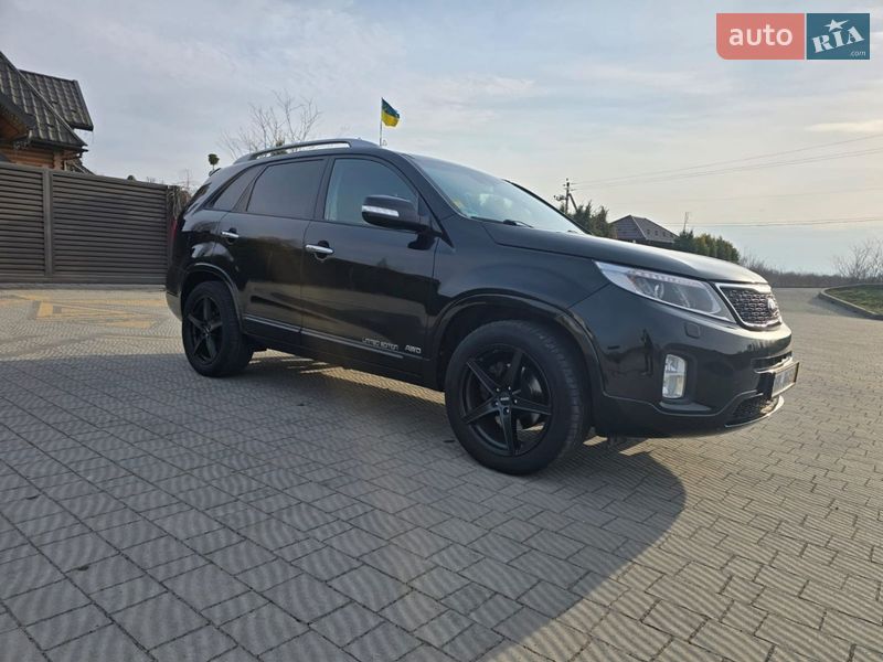 Позашляховик / Кросовер Kia Sorento 2014 в Стрию