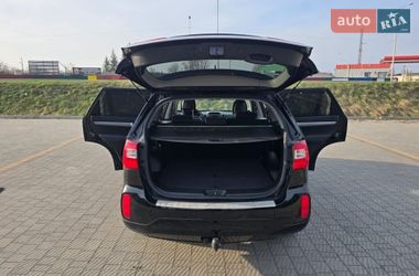Позашляховик / Кросовер Kia Sorento 2014 в Стрию