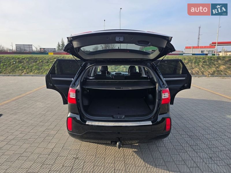 Позашляховик / Кросовер Kia Sorento 2014 в Стрию