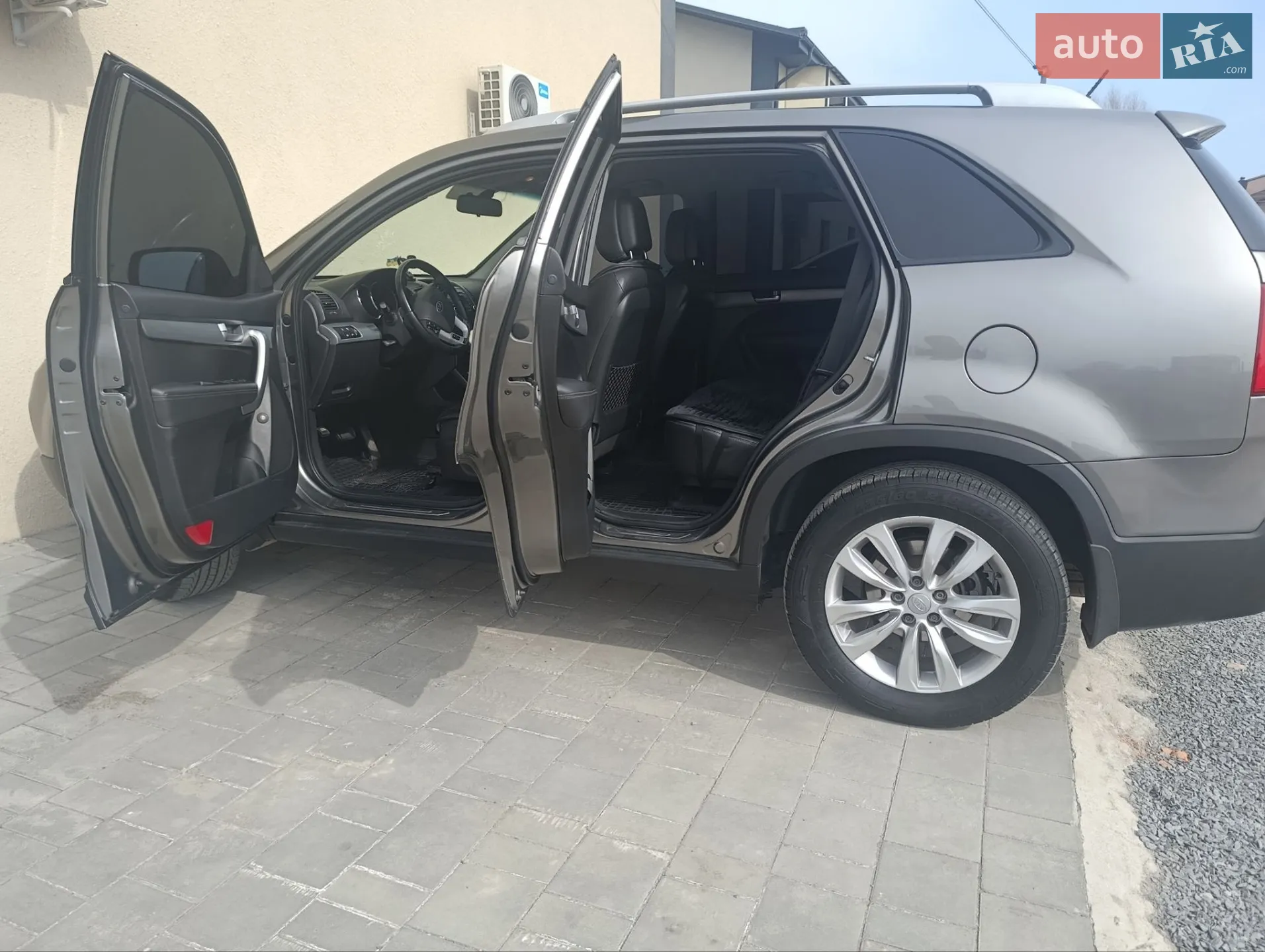 2011 Kia Sorento - мініатюра 2