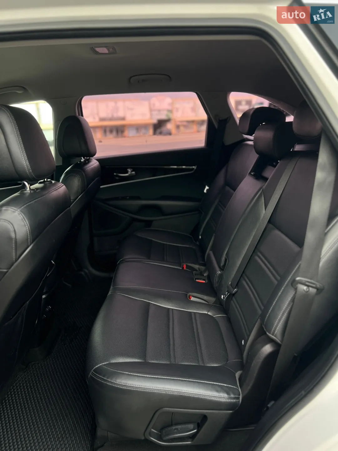 2017 Kia Sorento - мініатюра 12